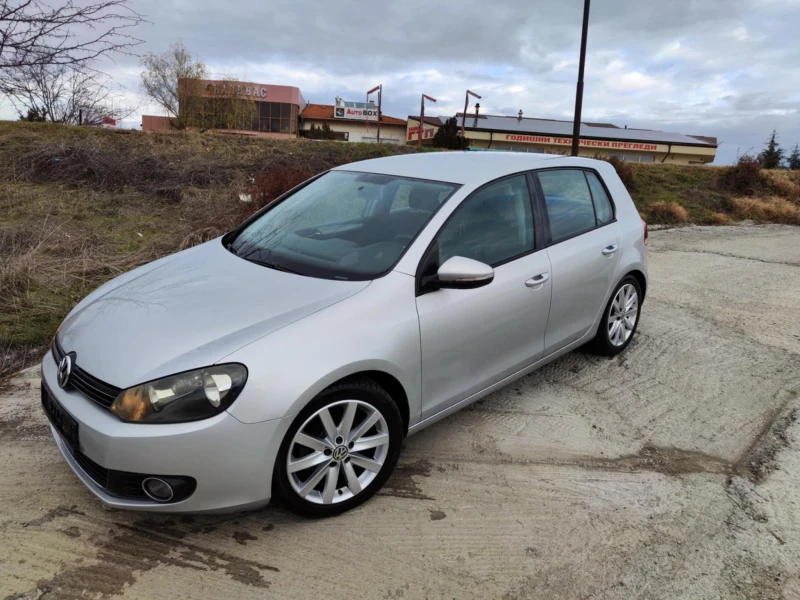 VW Golf, снимка 1 - Автомобили и джипове - 48465123