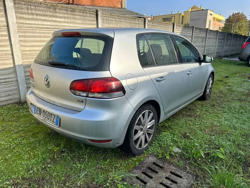 VW Golf, снимка 5 - Автомобили и джипове - 48465123