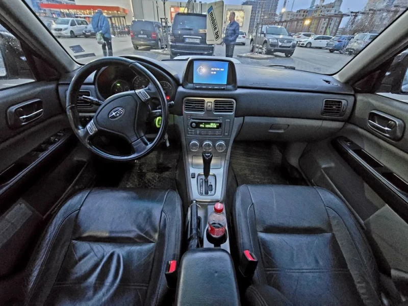 Subaru Forester 2.5Gaz-Benzin  avtomat  безупречно състояние , снимка 4 - Автомобили и джипове - 48563412