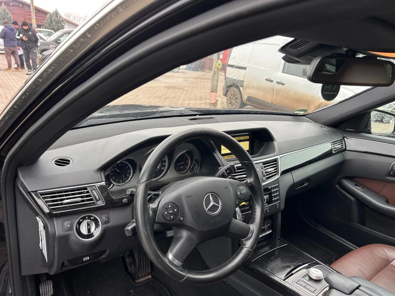 Mercedes-Benz E 300 CDI AVTOMAT/KOJA/NAVI EURO 5, снимка 14 - Автомобили и джипове - 48719623