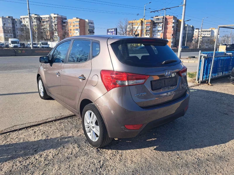 Hyundai Ix20 CRDI, снимка 6 - Автомобили и джипове - 49321467