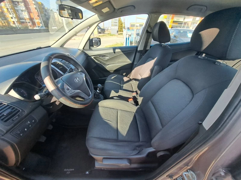 Hyundai Ix20 CRDI, снимка 10 - Автомобили и джипове - 49321467