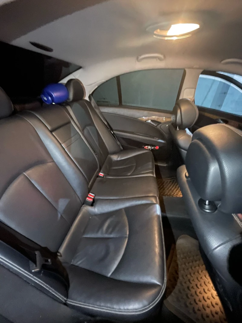 Mercedes-Benz E 320, снимка 15 - Автомобили и джипове - 52597001