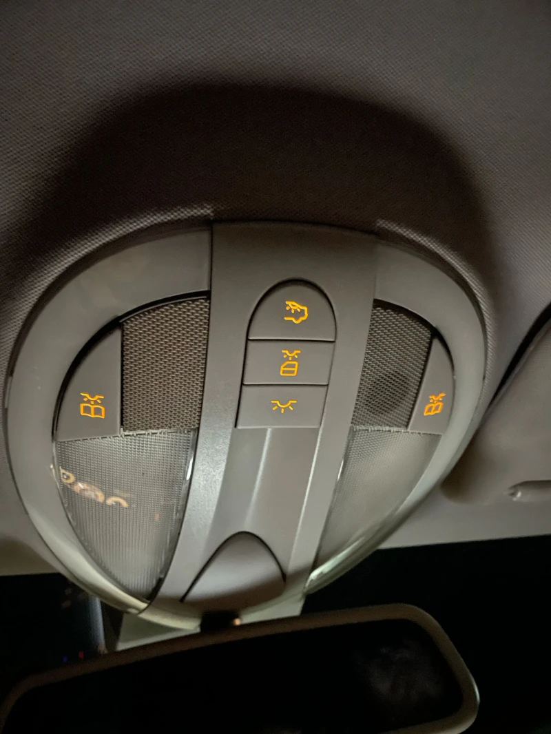 Mercedes-Benz E 320, снимка 10 - Автомобили и джипове - 52597001