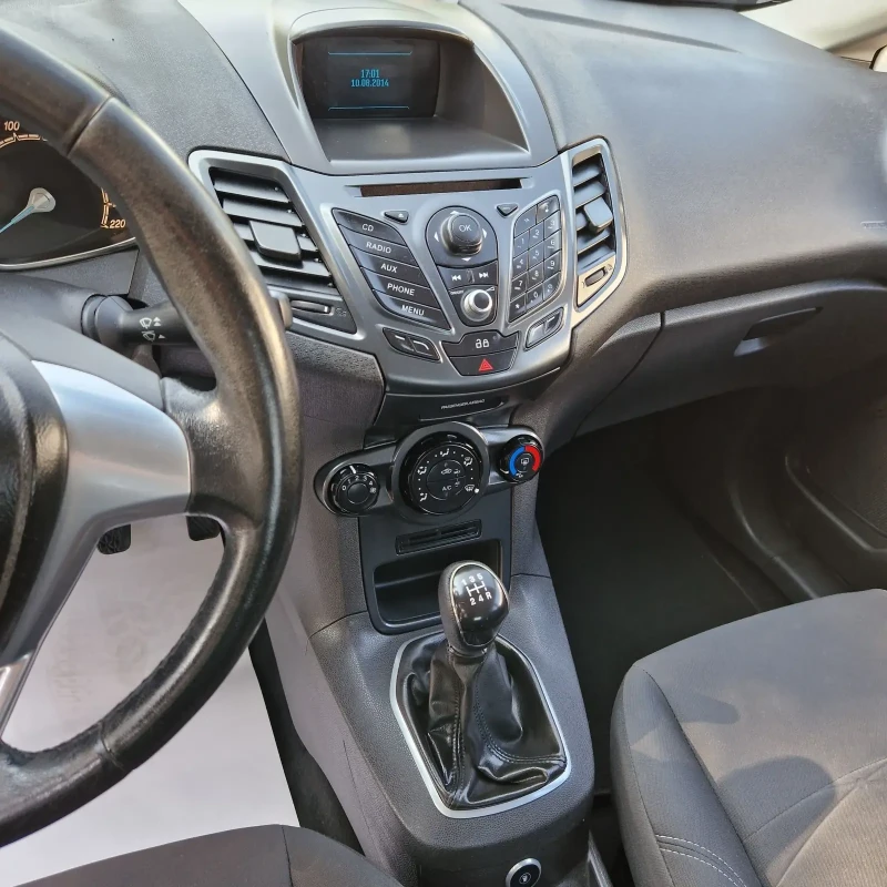 Ford Fiesta 1.4i LPG, снимка 10 - Автомобили и джипове - 50631657
