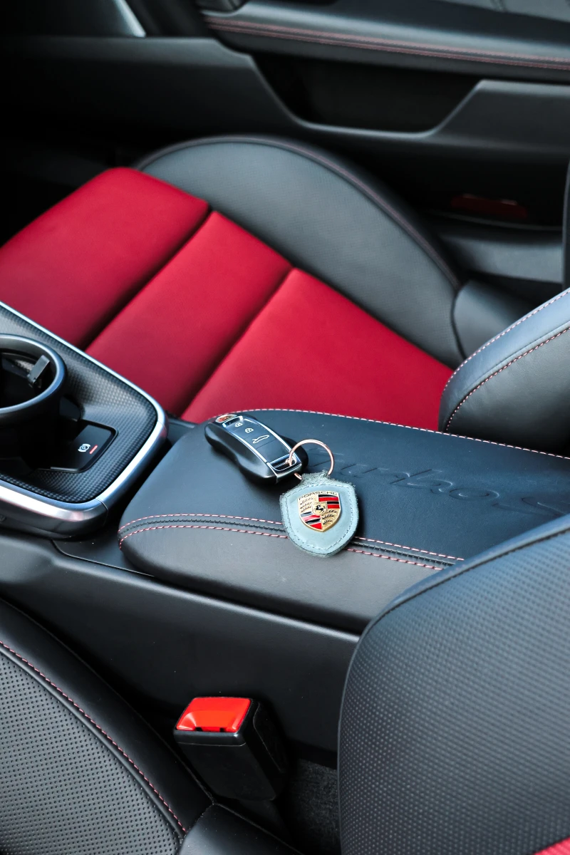 Porsche 911 TURBO S/CERAMIC/BURMESTER/LIFT, снимка 10 - Автомобили и джипове - 51542468