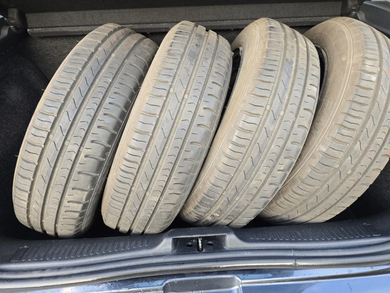 Renault Clio 1.2i klima , снимка 14 - Автомобили и джипове - 51294051