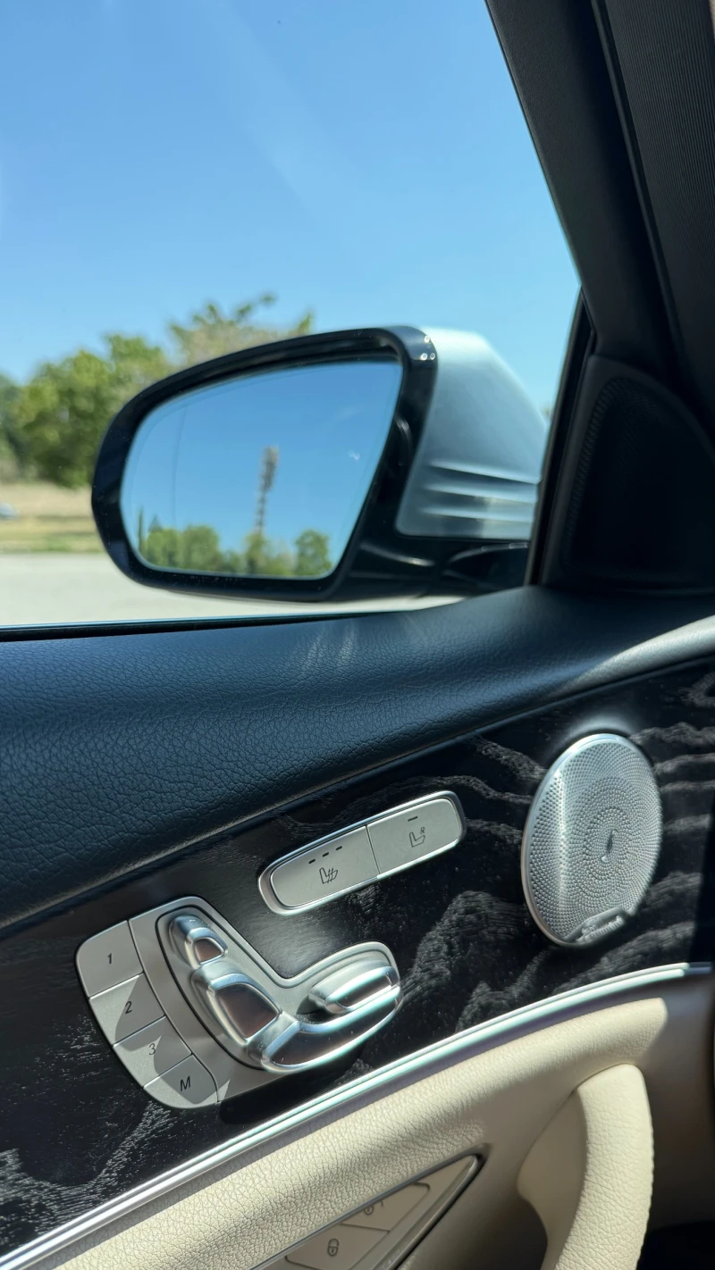 Mercedes-Benz E 300, снимка 12 - Автомобили и джипове - 52418948