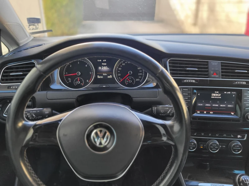 VW Golf VII 4 MOTION, снимка 10 - Автомобили и джипове - 52263877