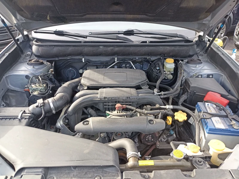 Subaru Outback 2.5i AWD LINEATRONIC, снимка 15 - Автомобили и джипове - 52443926