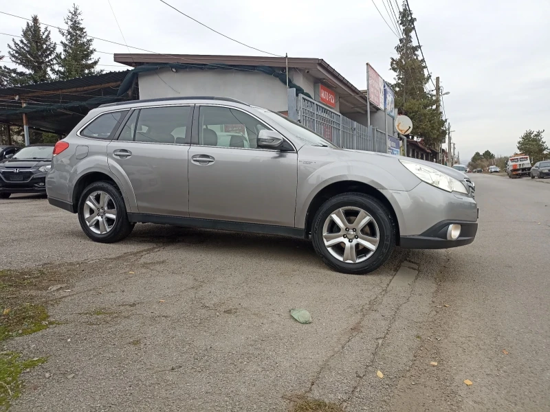 Subaru Outback 2.5i AWD LINEATRONIC, снимка 4 - Автомобили и джипове - 52443926