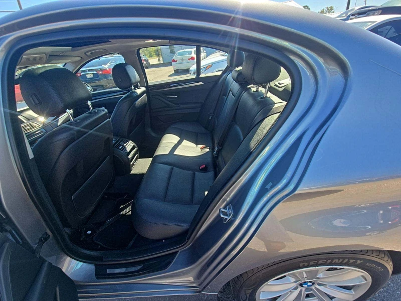 BMW 530 Xdrive, снимка 8 - Автомобили и джипове - 52453505