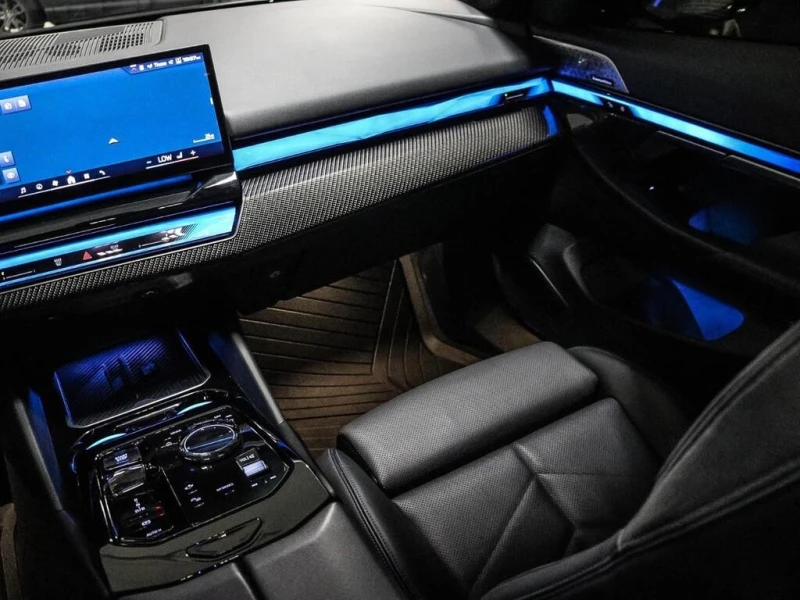 BMW i5 * M60 * CARFAX * ЦЕНА ДО БЪЛГАРИЯ, снимка 15 - Автомобили и джипове - 52667278
