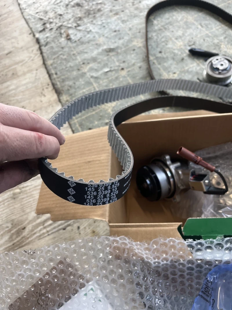 Audi A3 1.6tdi automat 182000km, снимка 16 - Автомобили и джипове - 53307566