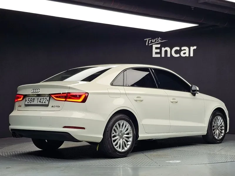 Audi A3 2.0 TDI - САМО 30% АВАНС, снимка 2 - Автомобили и джипове - 56114811