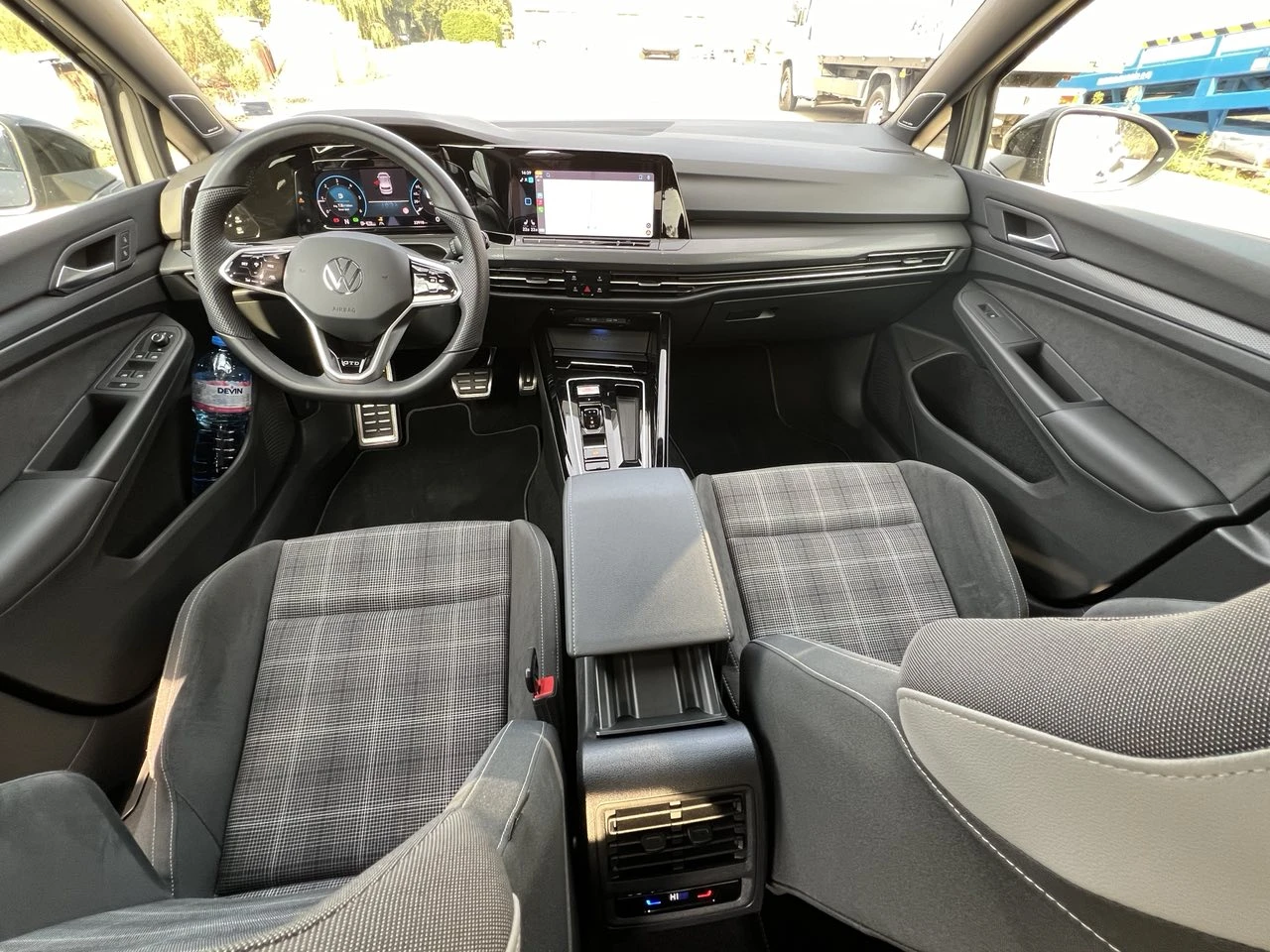 VW Golf 8 GTD DSG| PANO| 19"| H&K SOUND| KAMERA| IQ.LI | Mobile.bg � ����������� 11
