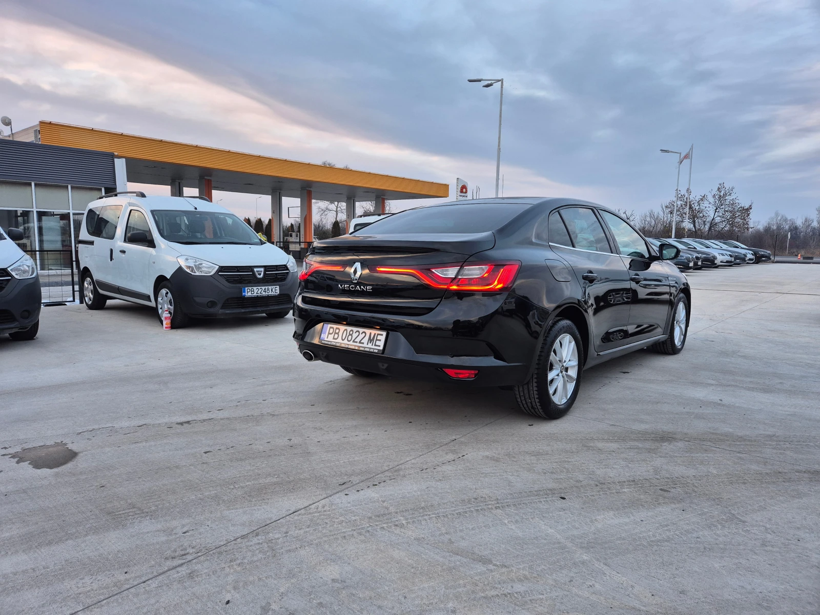 Renault Megane SEDAN INTENS 1.5 DCI M/T - изображение 5