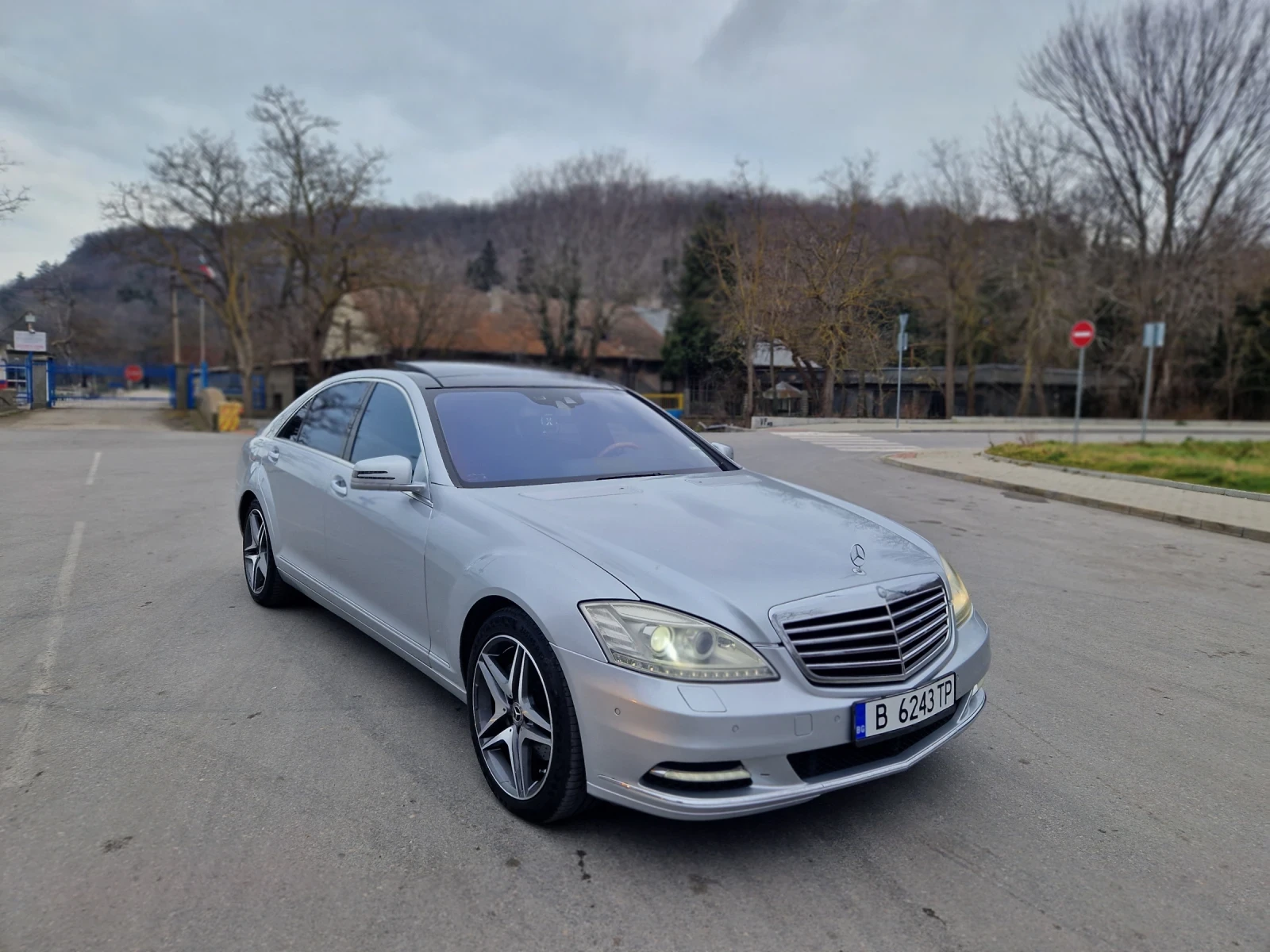 Mercedes-Benz S 550  - изображение 9