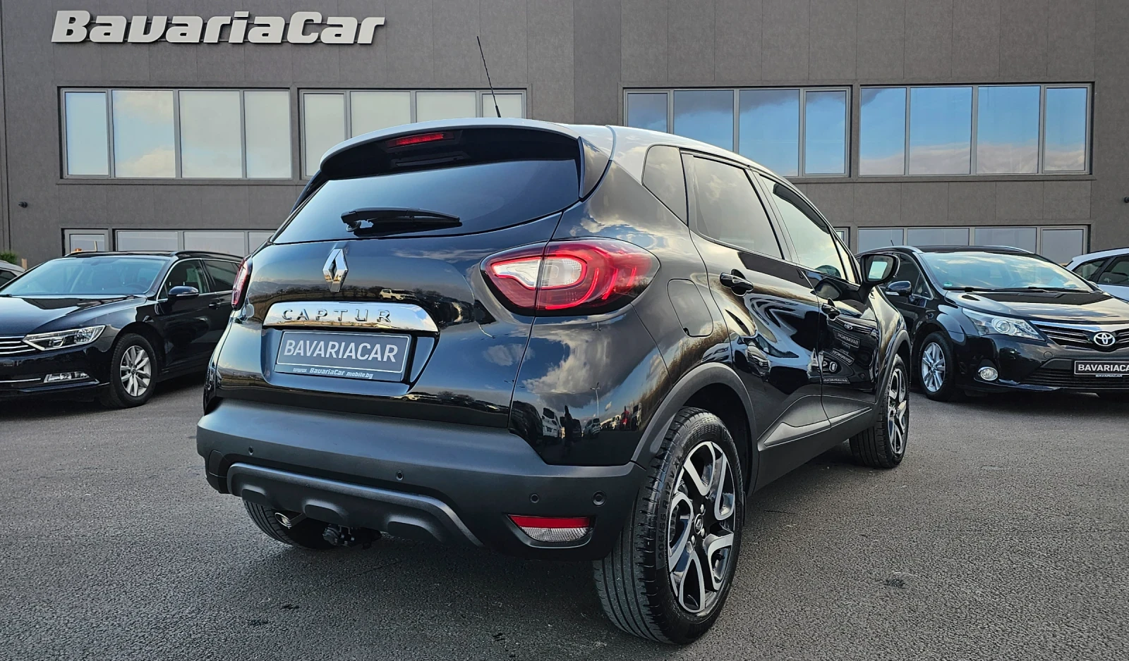 Renault Captur * Bose Edition* Aut.* Full LED* Keyless GO* Kamera - изображение 6