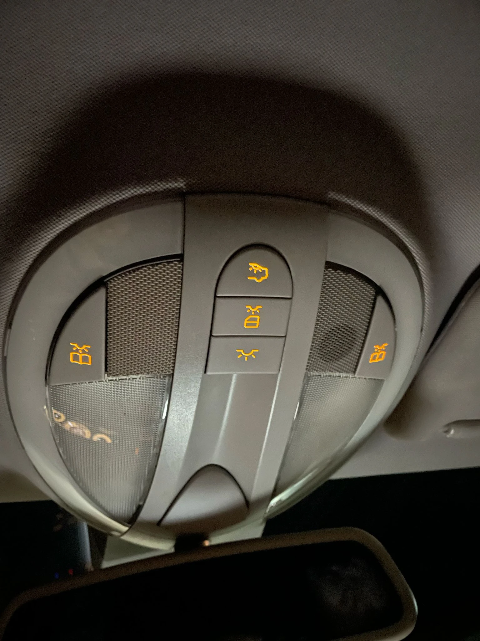 Mercedes-Benz E 320  - изображение 10