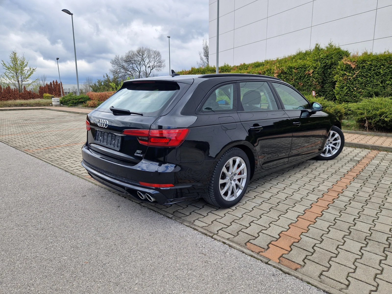 Audi A4 3.0TDI* 272кс.* ABT* DIGITAL* FULL LED* DISTRONIC* - изображение 4