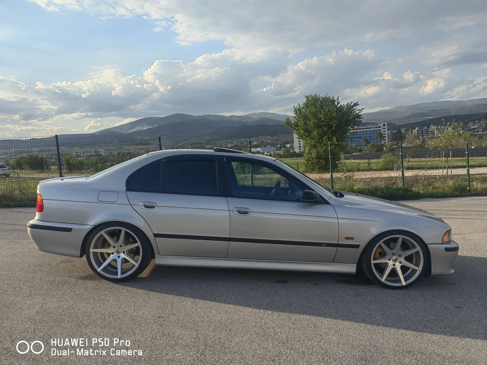 BMW 525 525d - изображение 3