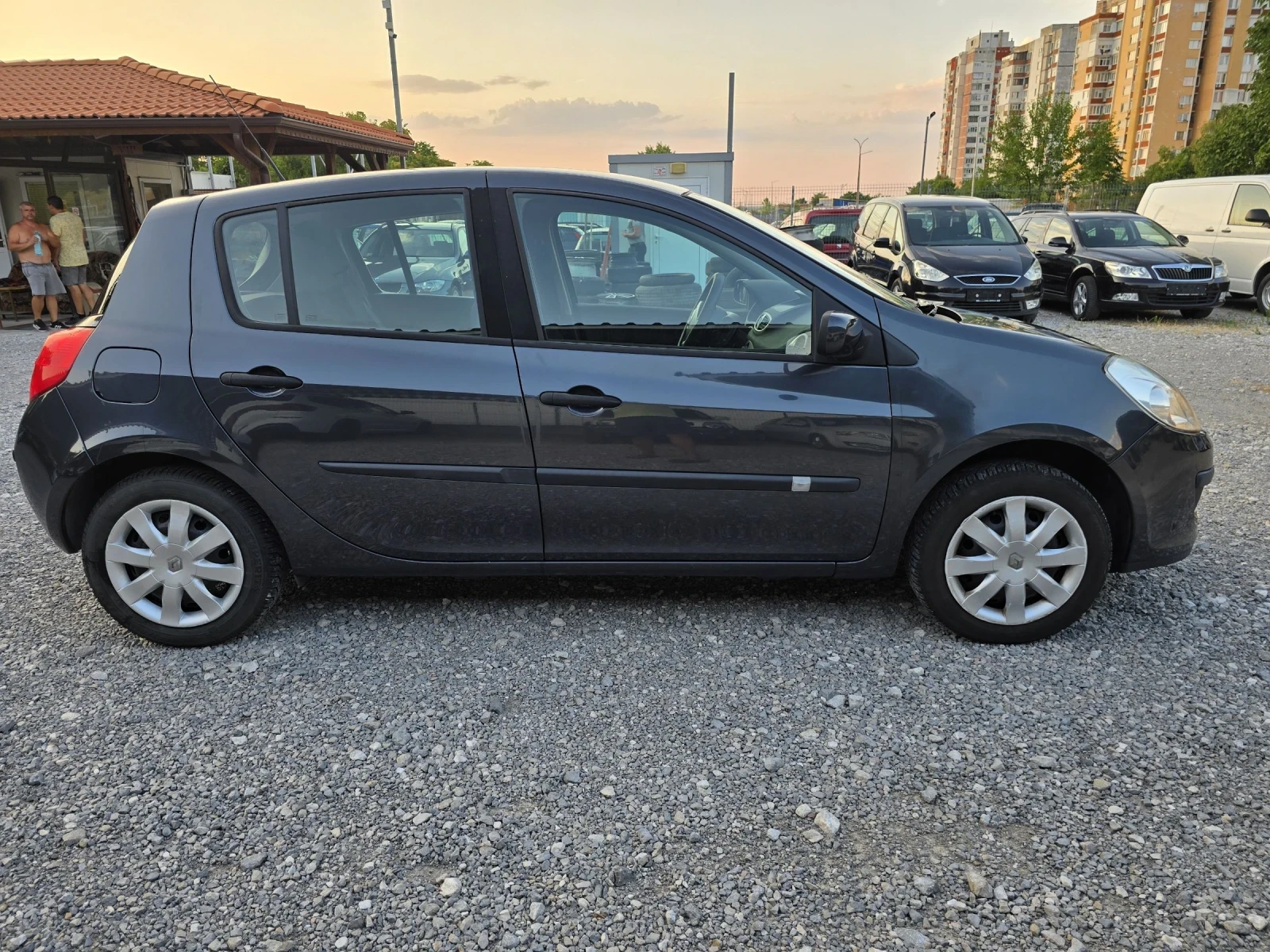 Renault Clio 1.2i klima  - изображение 6