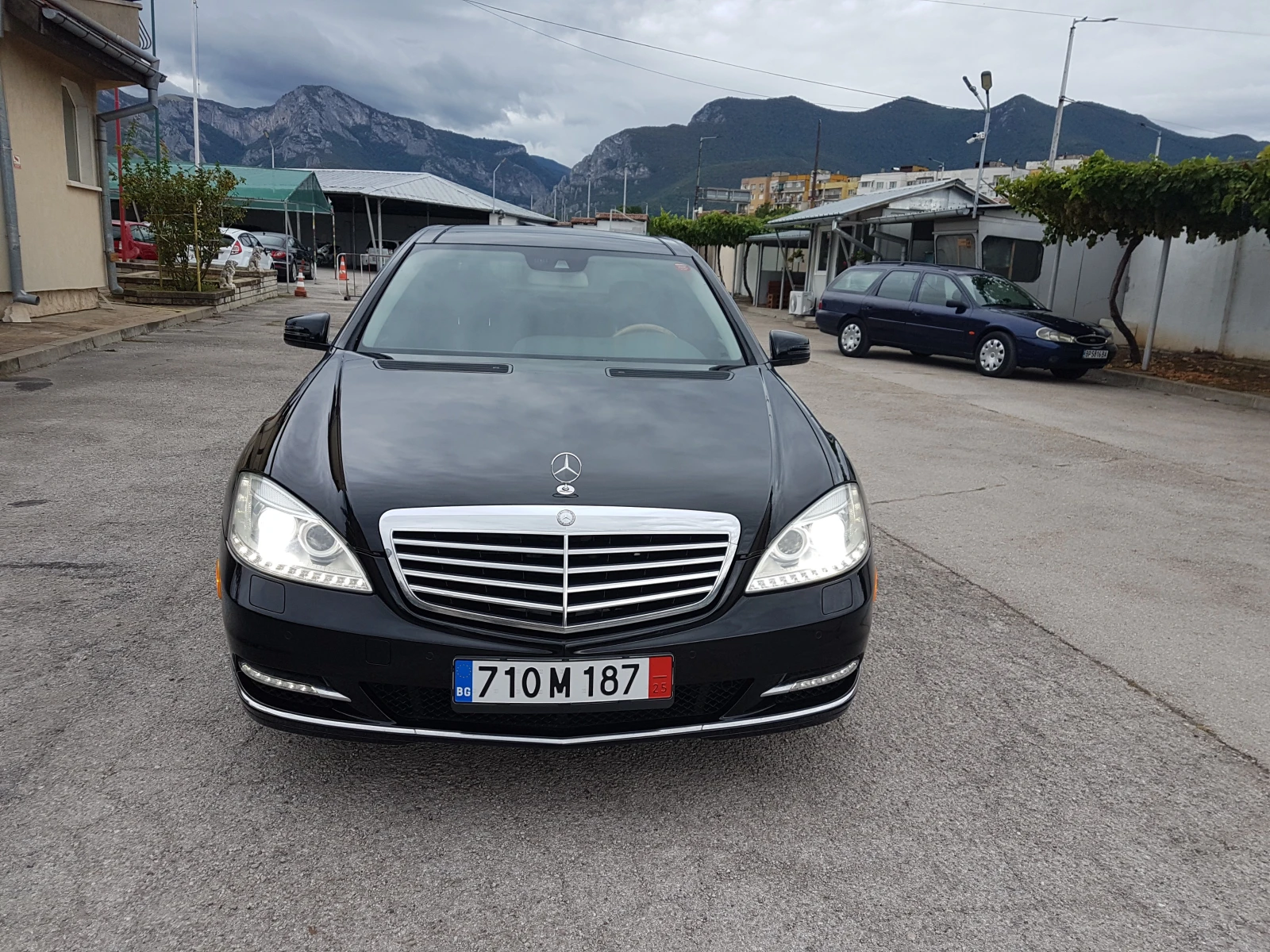 Mercedes-Benz S 550 5.5 4 matik - изображение 3