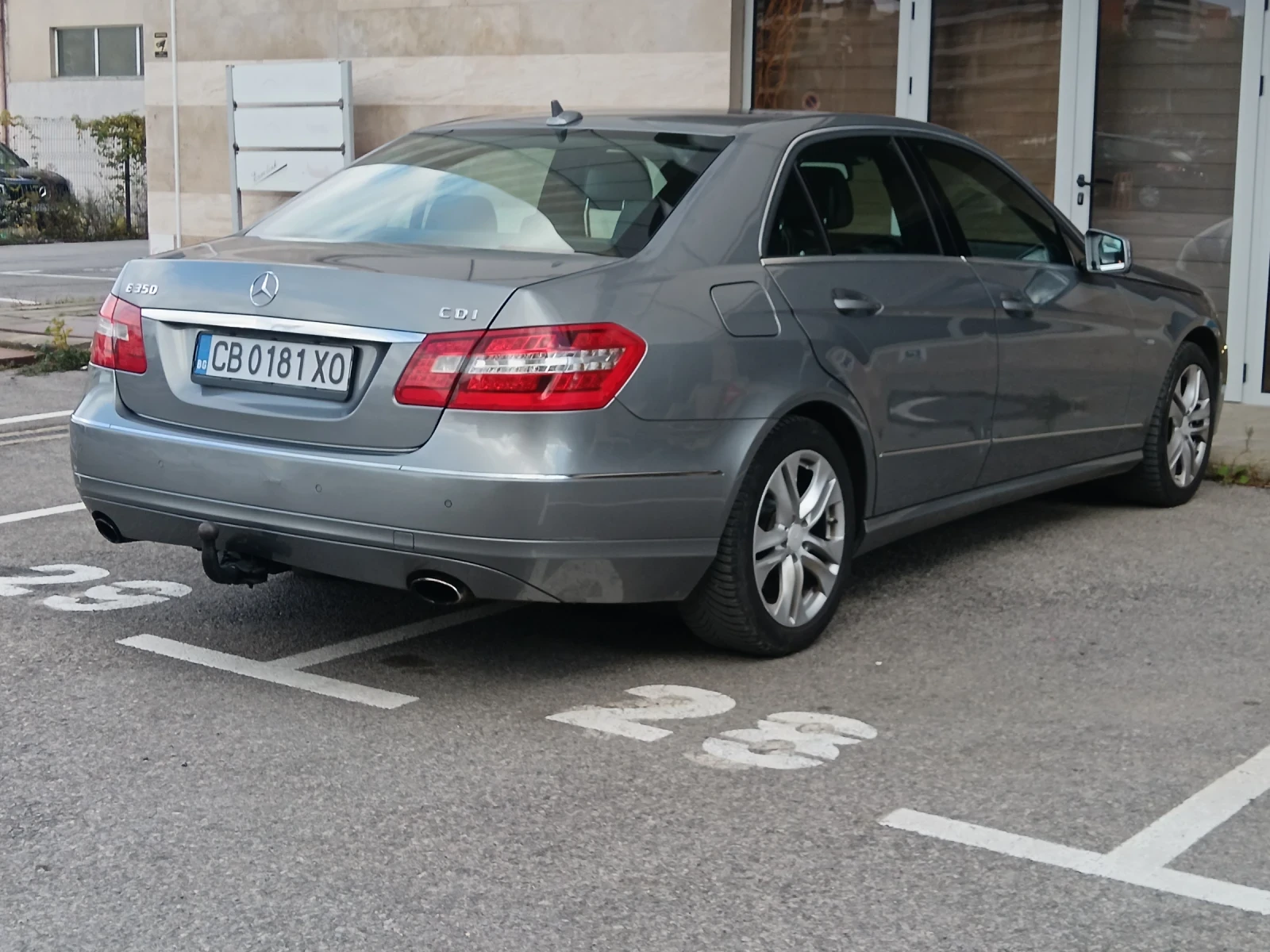 Mercedes-Benz E 350 350CDI Avantgard 265hp AIR MATIC/ DISTRONIC PLUS - изображение 5