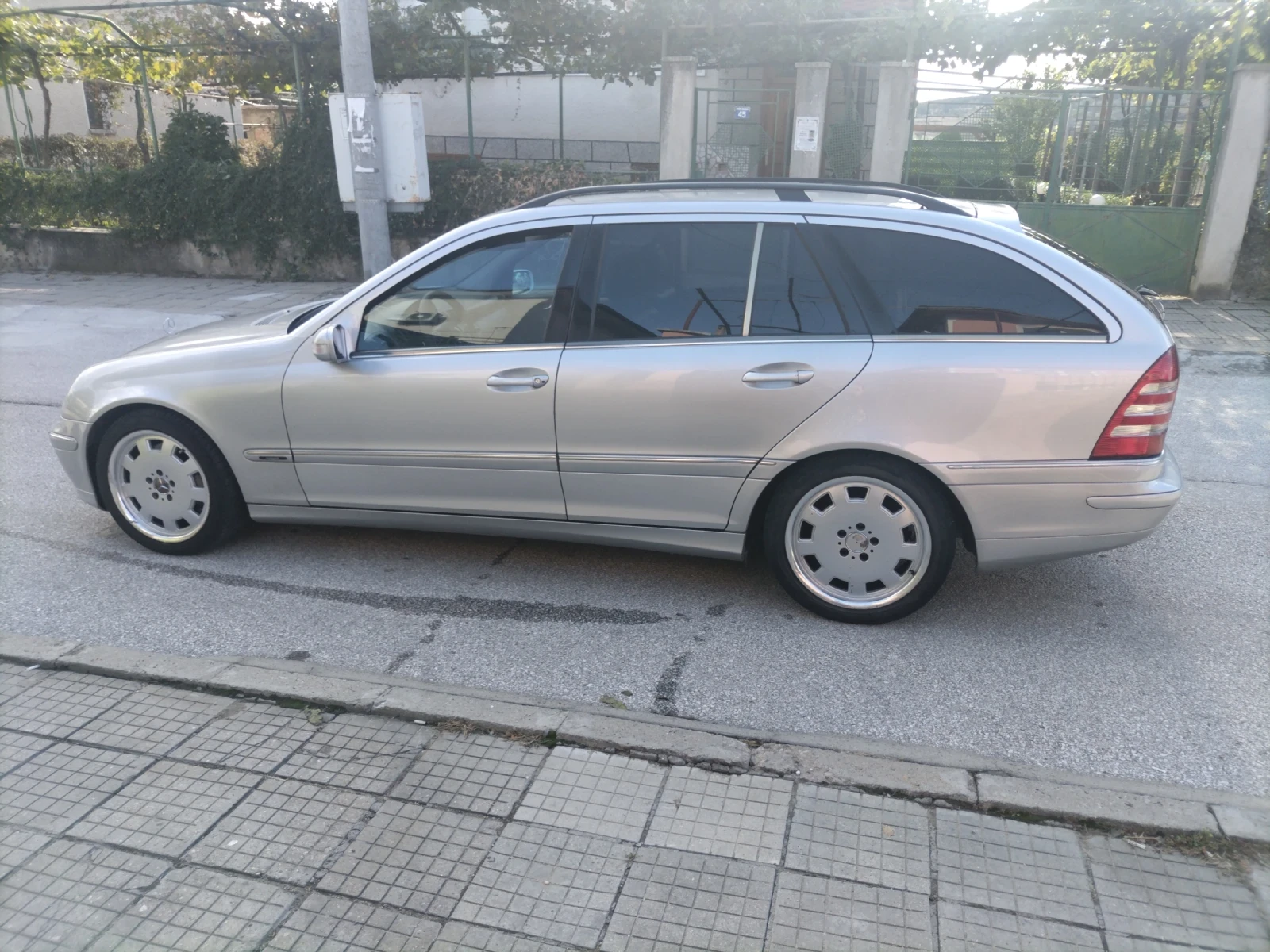 Mercedes-Benz C 220 2.2 CDI АВТОМАТИК  - изображение 7