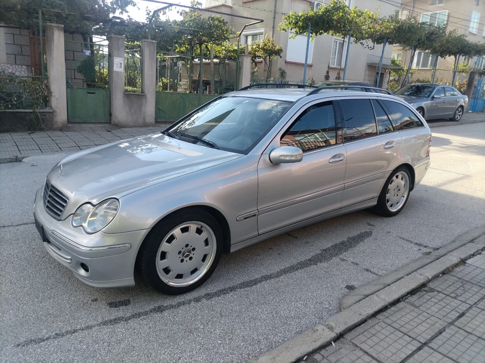 Mercedes-Benz C 220 2.2 CDI АВТОМАТИК  - изображение 6