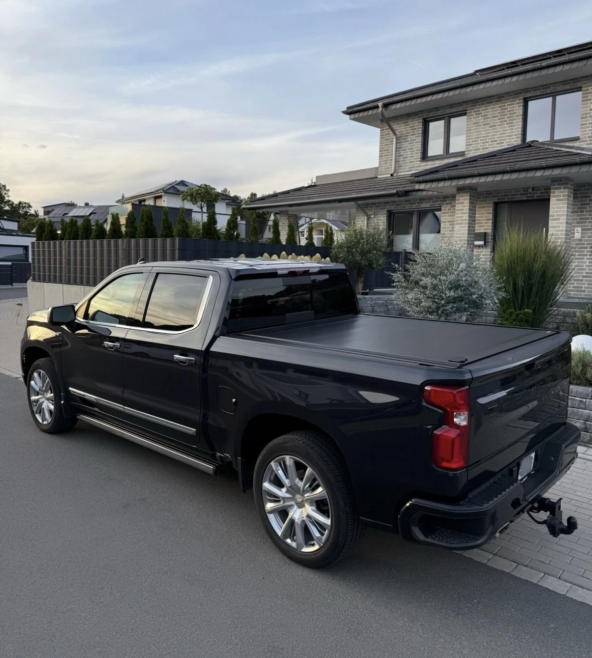 Chevrolet Silverado 1500 V8 - изображение 4