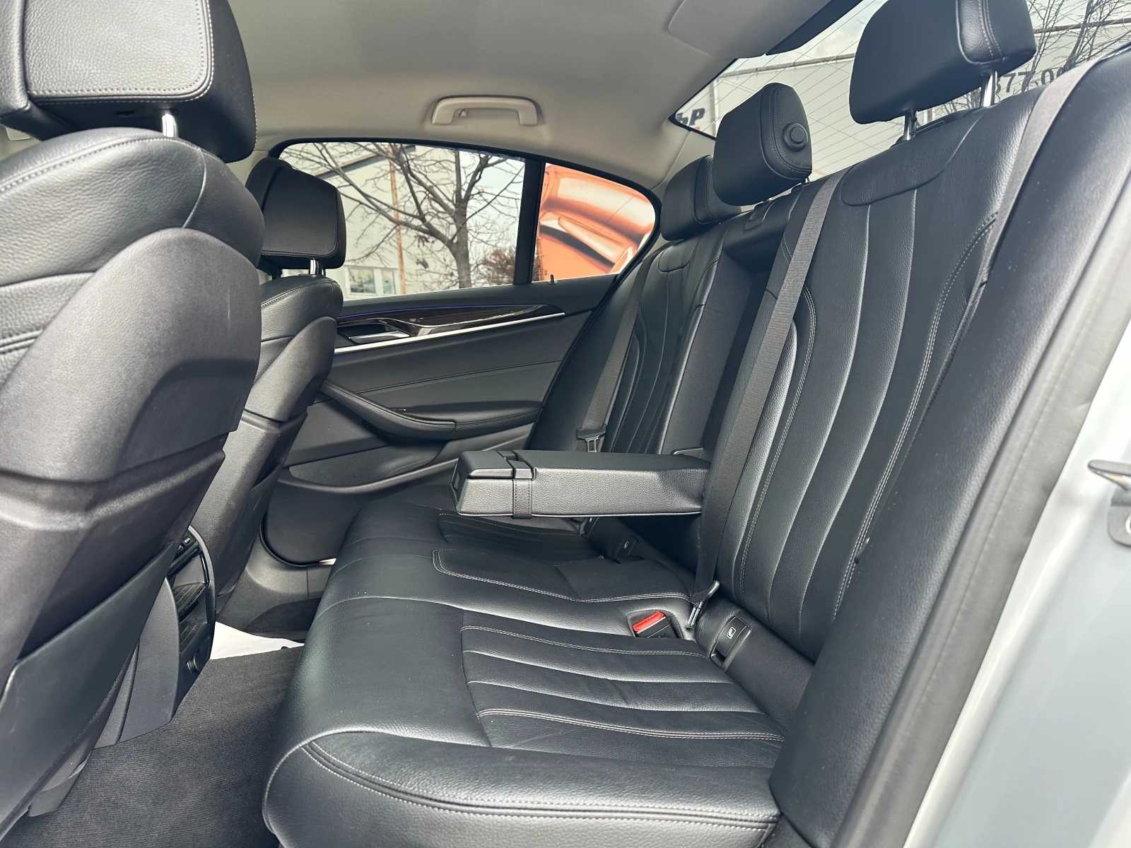 BMW 530 3.0d 249 к.с. XDrive - изображение 9