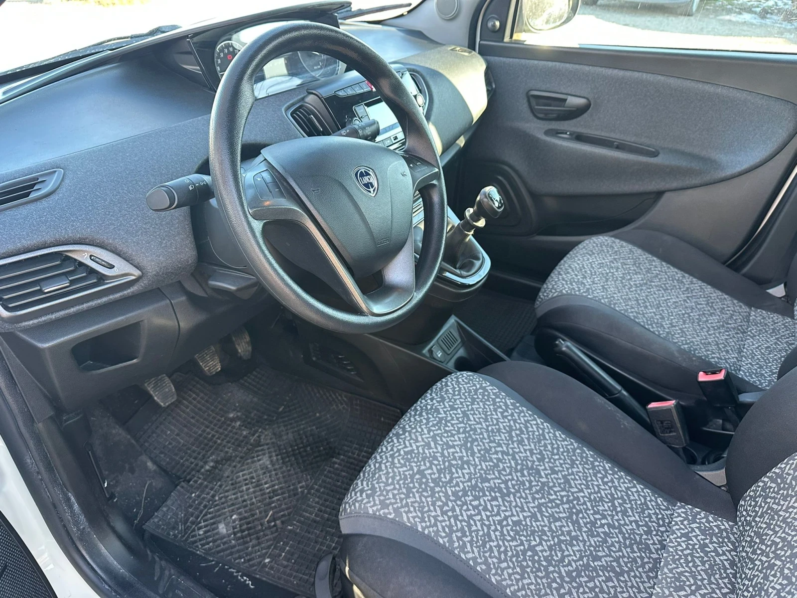 Lancia Ypsilon 1, 200GPL EURO6 - изображение 8