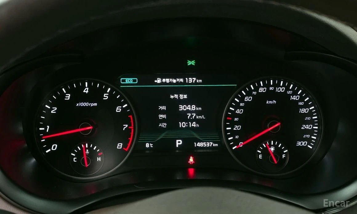 Kia Stinger, снимка 8 - Автомобили и джипове - 53801737