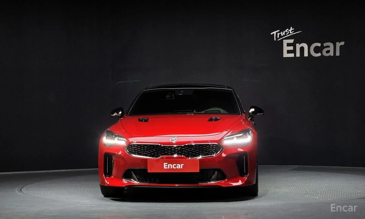 Kia Stinger, снимка 3 - Автомобили и джипове - 53801737