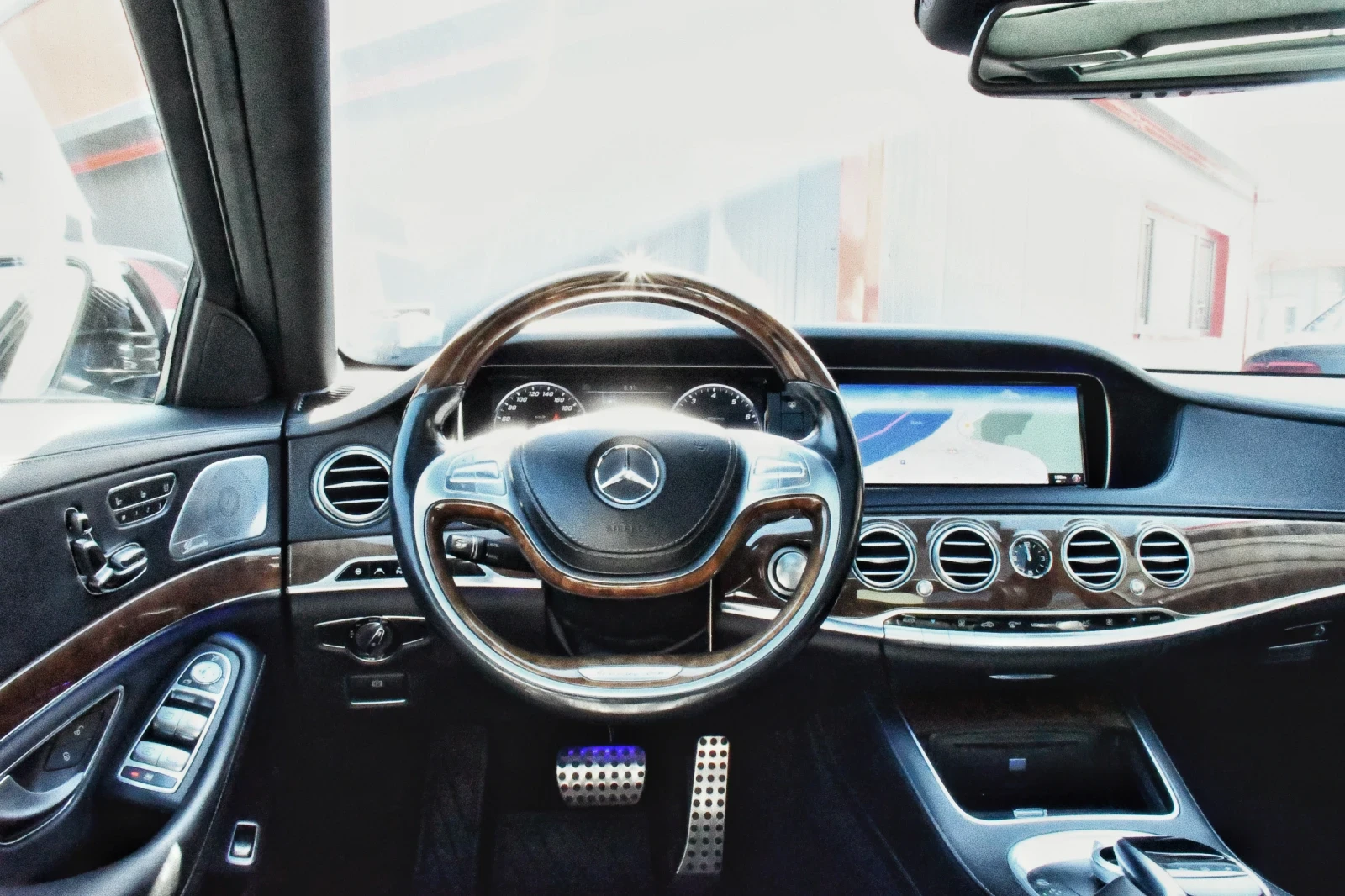 Mercedes-Benz S 550 4MATIC | V8 BITURBO | AMG | FULL | BURM | PANO, снимка 8 - Автомобили и джипове - 53836607