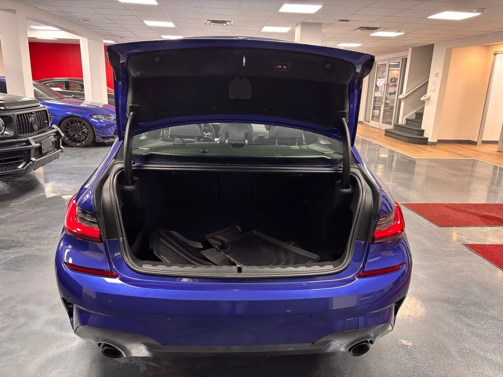 BMW 330 i XDRIVE* MPACK* HARMAN/KARDON* HEAD-UP* ШИБИДАХ, снимка 6 - Автомобили и джипове - 53905816