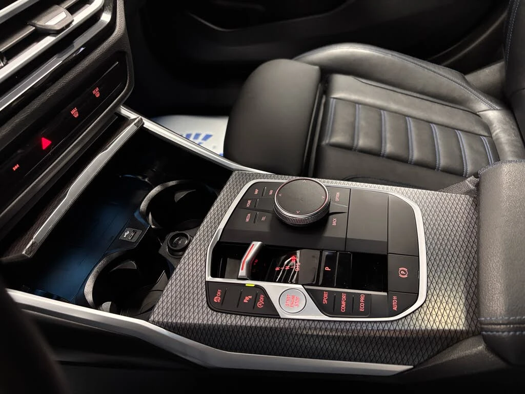 BMW 330 i XDRIVE* MPACK* HARMAN/KARDON* HEAD-UP* ШИБИДАХ, снимка 16 - Автомобили и джипове - 53905816