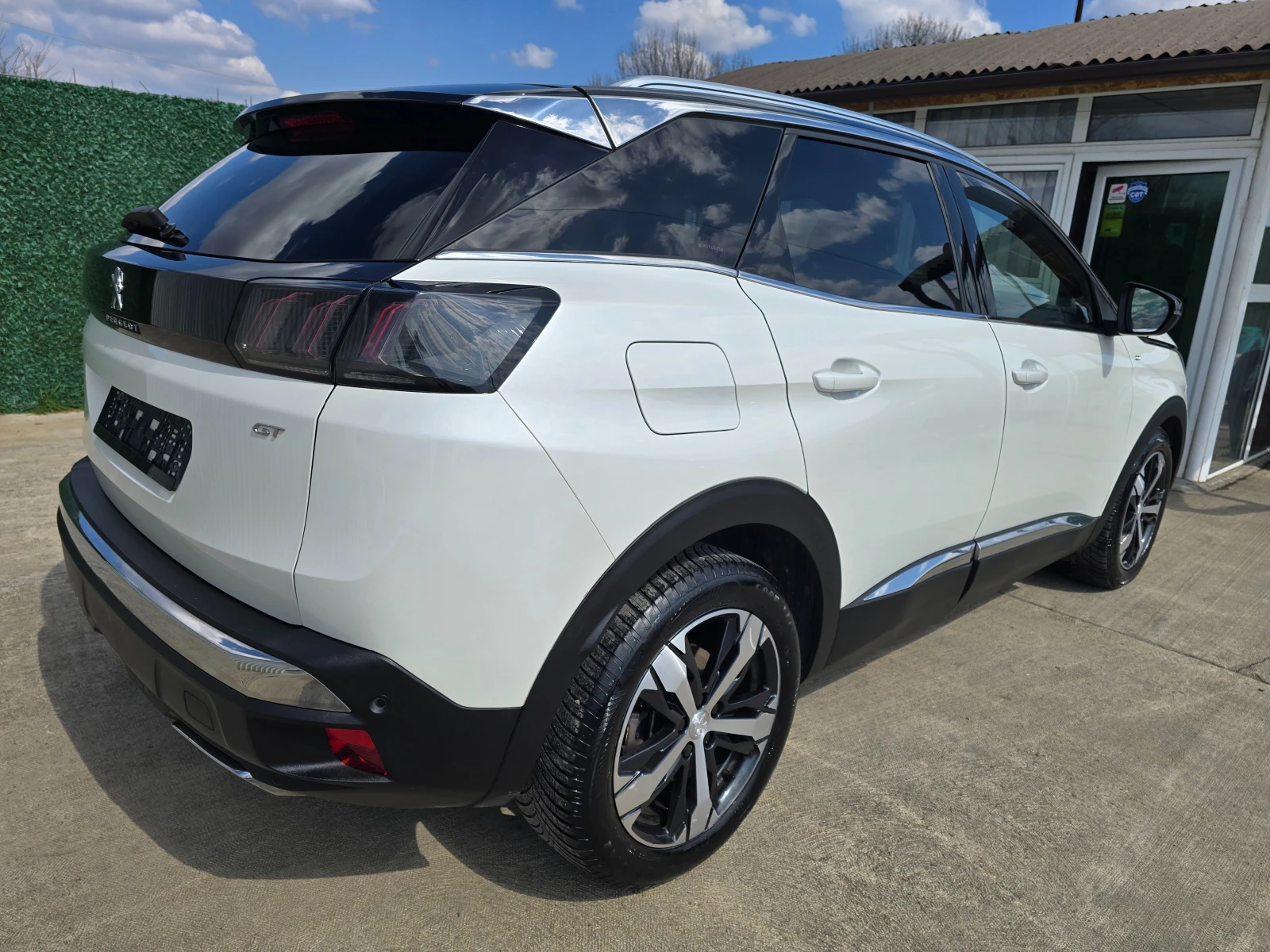 Peugeot 3008 FACELIFT * GT LINE * EU6 D* NIGHT VISION , снимка 3 - Автомобили и джипове - 53977409