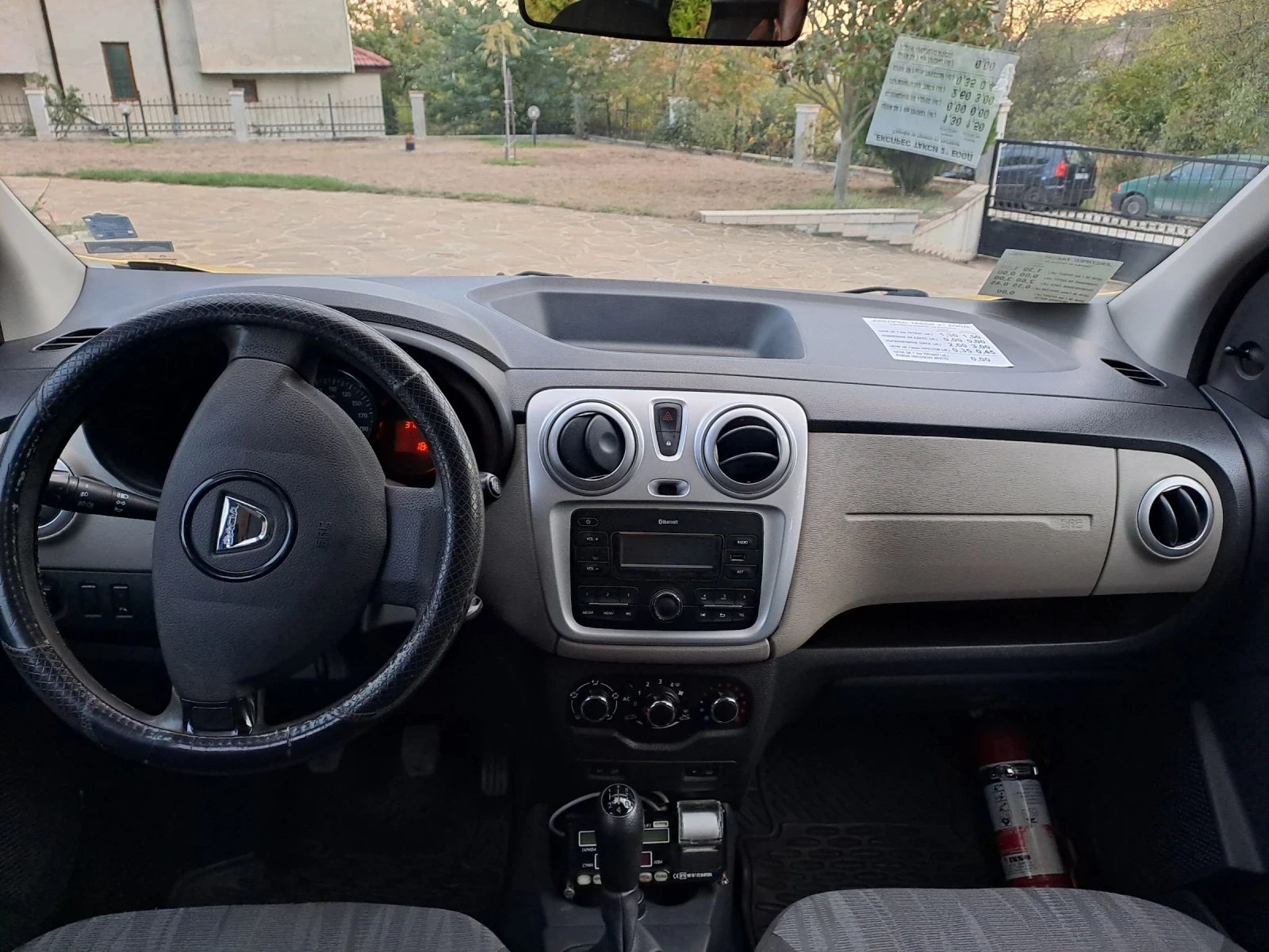 Dacia Lodgy, снимка 6 - Автомобили и джипове - 54179696