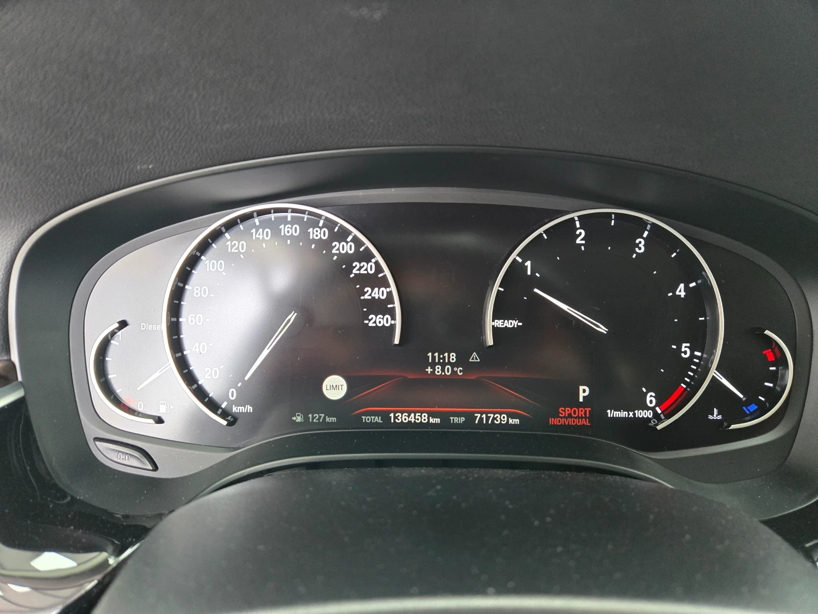 BMW 520 520d xDrive* 24 МЕСЕЦА ПЪЛНА ГАРАНЦИЯ, снимка 11 - Автомобили и джипове - 54202351