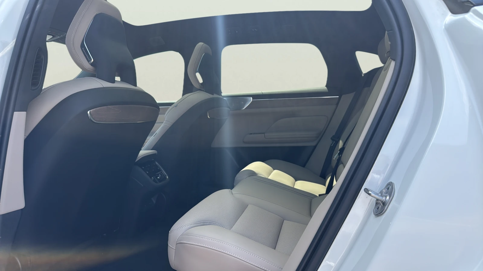 Volvo ES90 92 kWh | Mobile.bg � ����������� 13