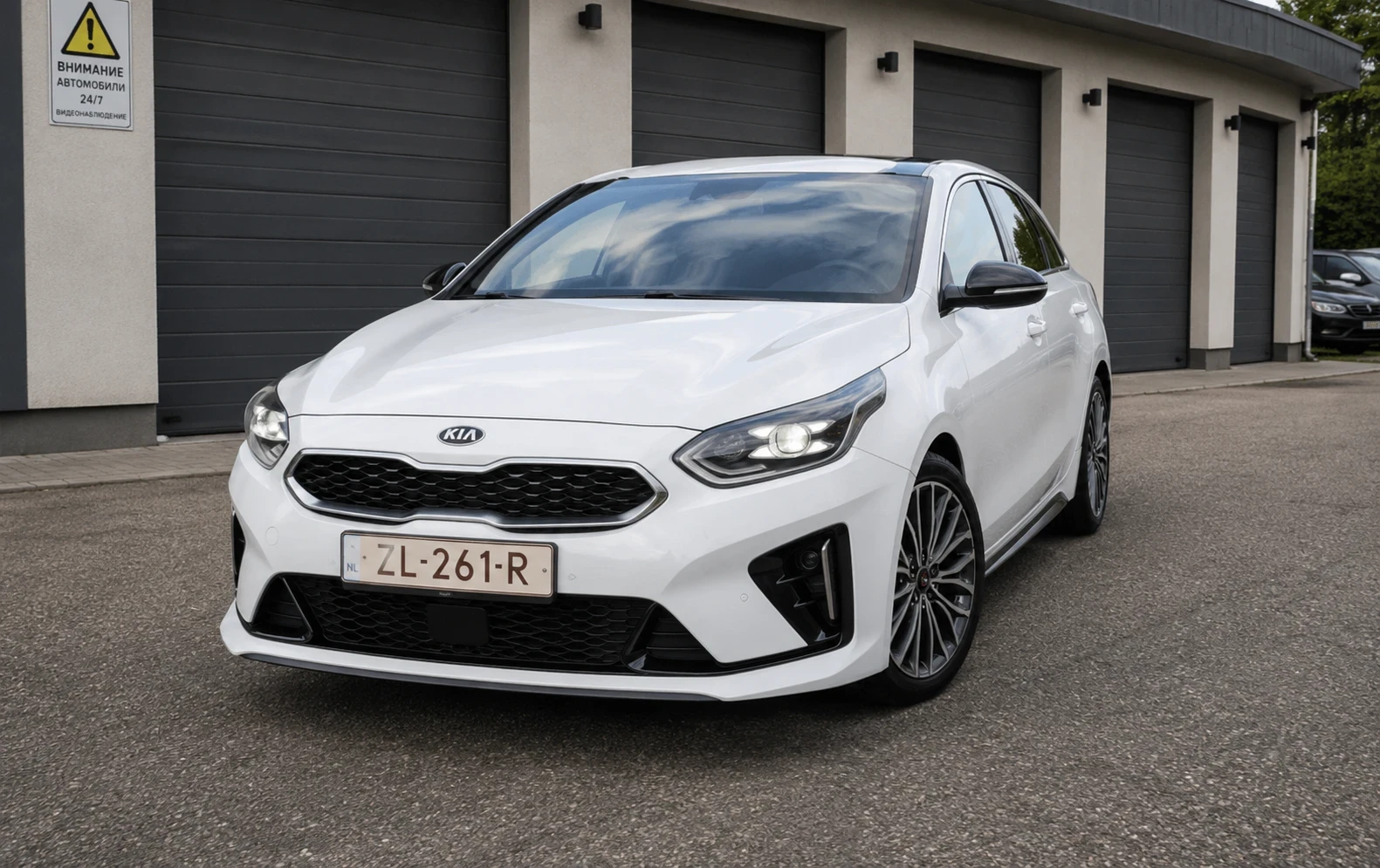 Kia Pro ceed 1.6CRDI GT-LINE Distronic PANORAMA Холандия , снимка 5 - Автомобили и джипове - 54838569