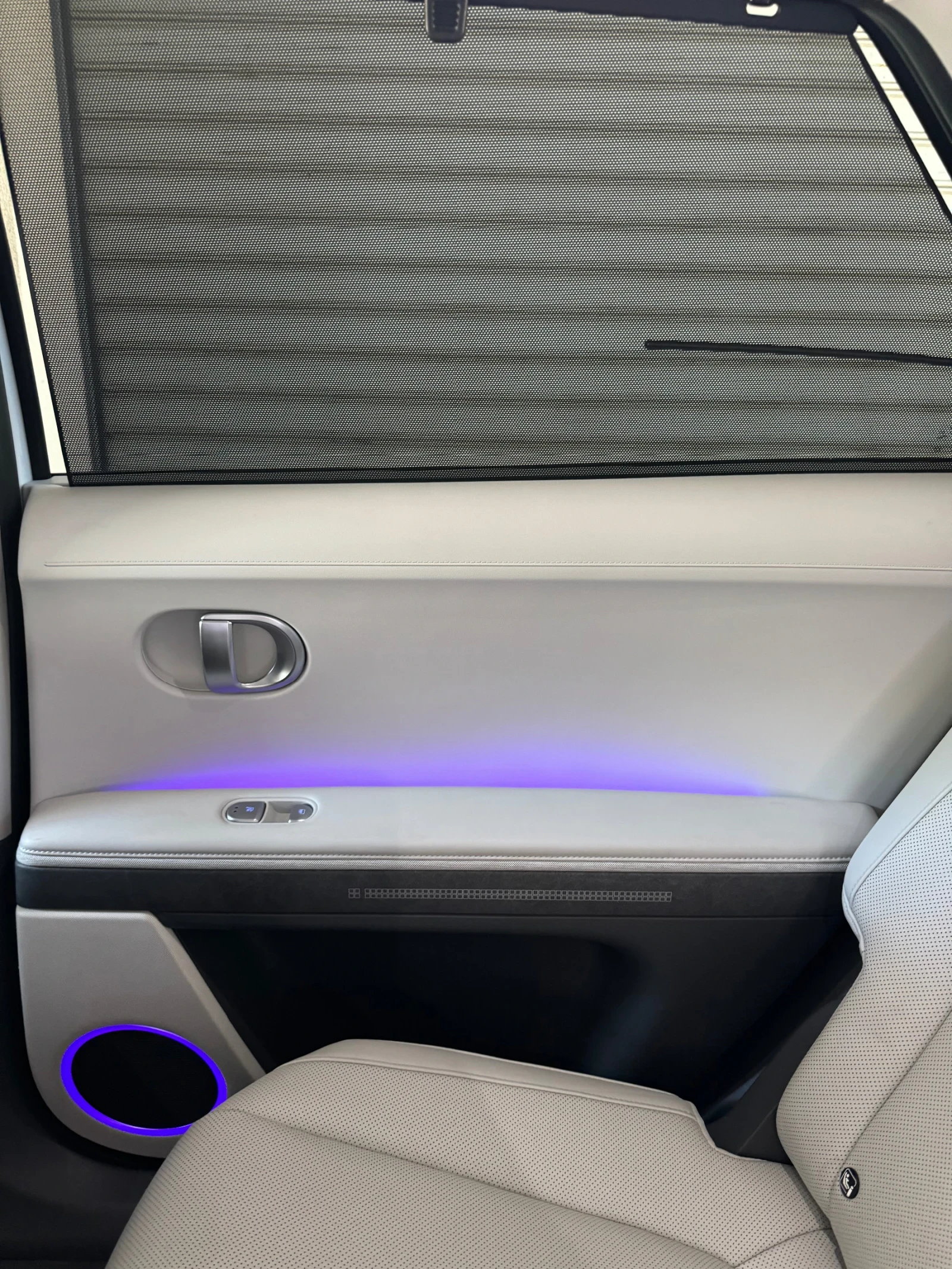 Hyundai Ioniq 5 Hyundai Ioniq 5 UNIQ 306 к.с. 4х4 ГАРАНЦИОНЕН, снимка 8 - Автомобили и джипове - 54886879