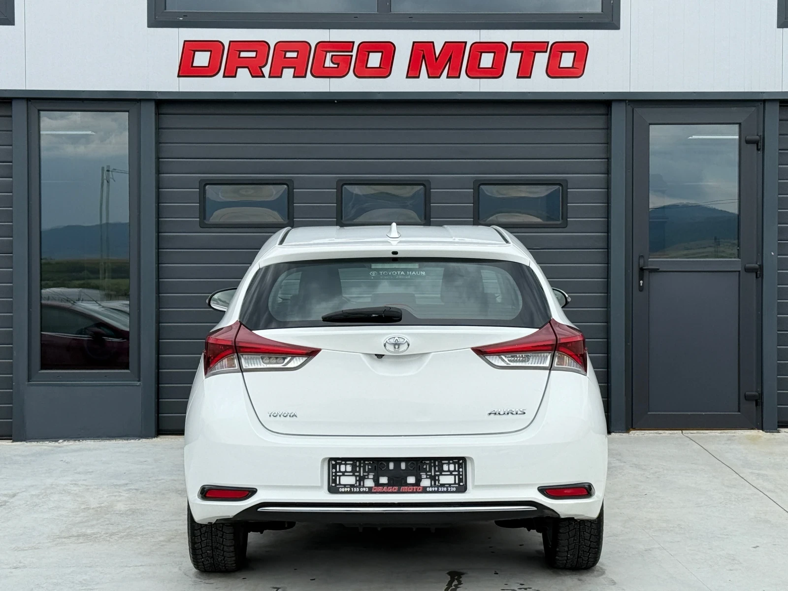 Toyota Auris 1.4D4D, LED, EURO 6B! * 124 000км* KTEO OK! Уникат, снимка 5 - Автомобили и джипове - 54946526