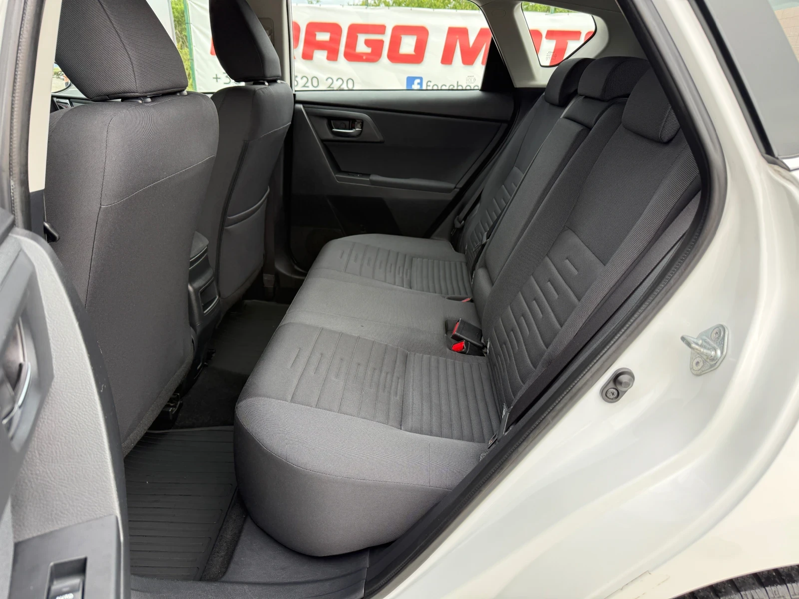 Toyota Auris 1.4D4D, LED, EURO 6B! * 124 000км* KTEO OK! Уникат, снимка 7 - Автомобили и джипове - 54946526