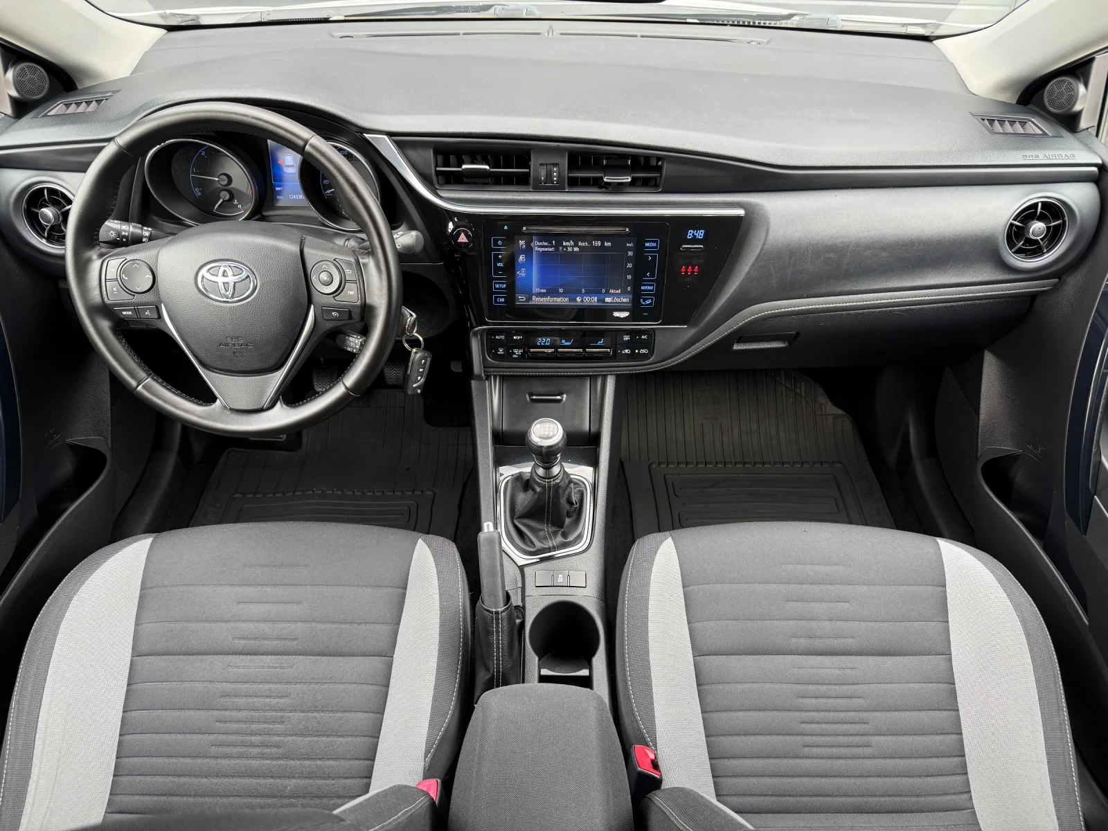 Toyota Auris 1.4D4D, LED, EURO 6B! * 124 000км* KTEO OK! Уникат, снимка 8 - Автомобили и джипове - 54946526