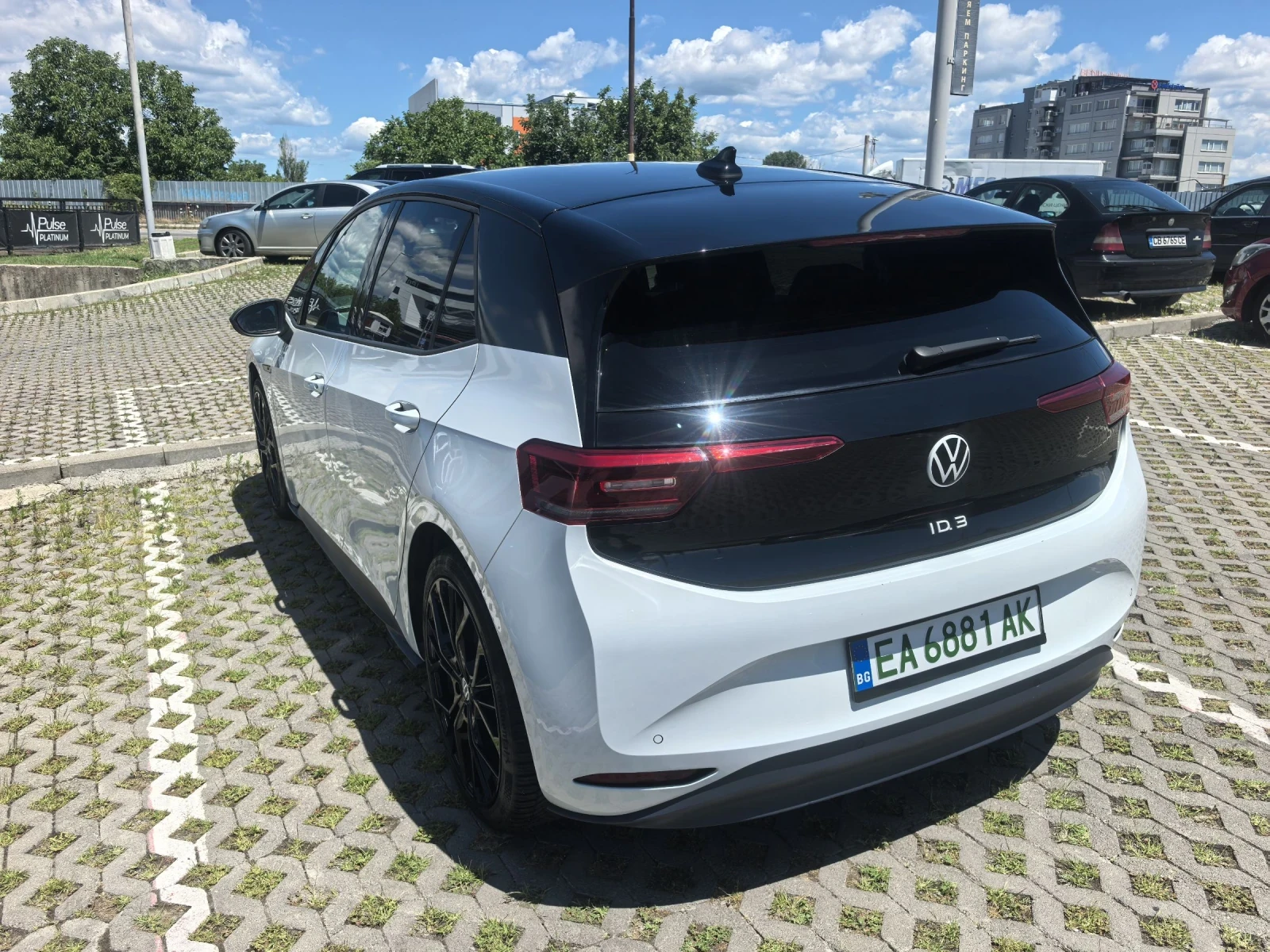 VW ID.3, снимка 4 - Автомобили и джипове - 55403571