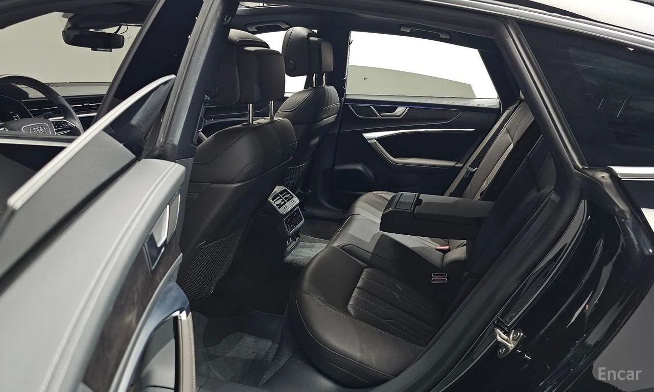 Audi A7 55 TFSI Quattro Premium* DISTRONIC* 360* ХЕДЪП* , снимка 16 - Автомобили и джипове - 55475770